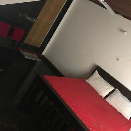 Everest Rooms Piliyandala Ngoại thất bức ảnh