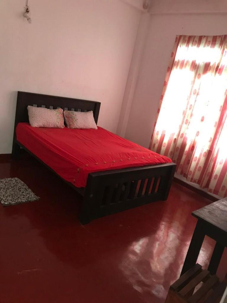Everest Rooms Piliyandala Ngoại thất bức ảnh